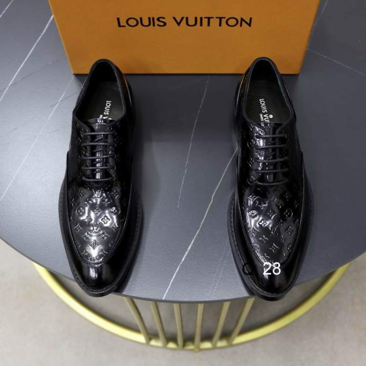 Picture of Louis Vuitton Shoes _SKULVsz38-45N100413173